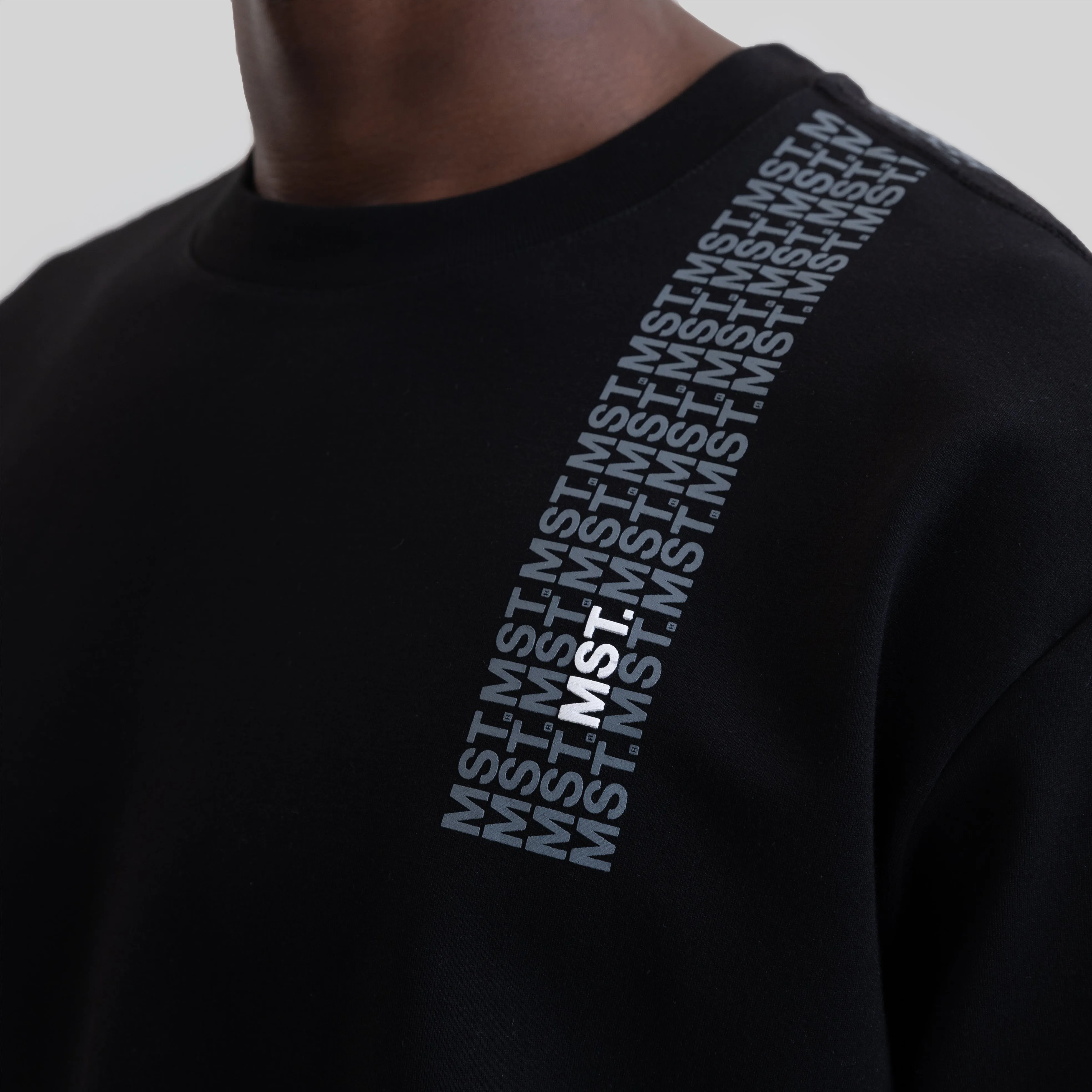 DRACONIS T-SHIRT OVERSIZE BLACK