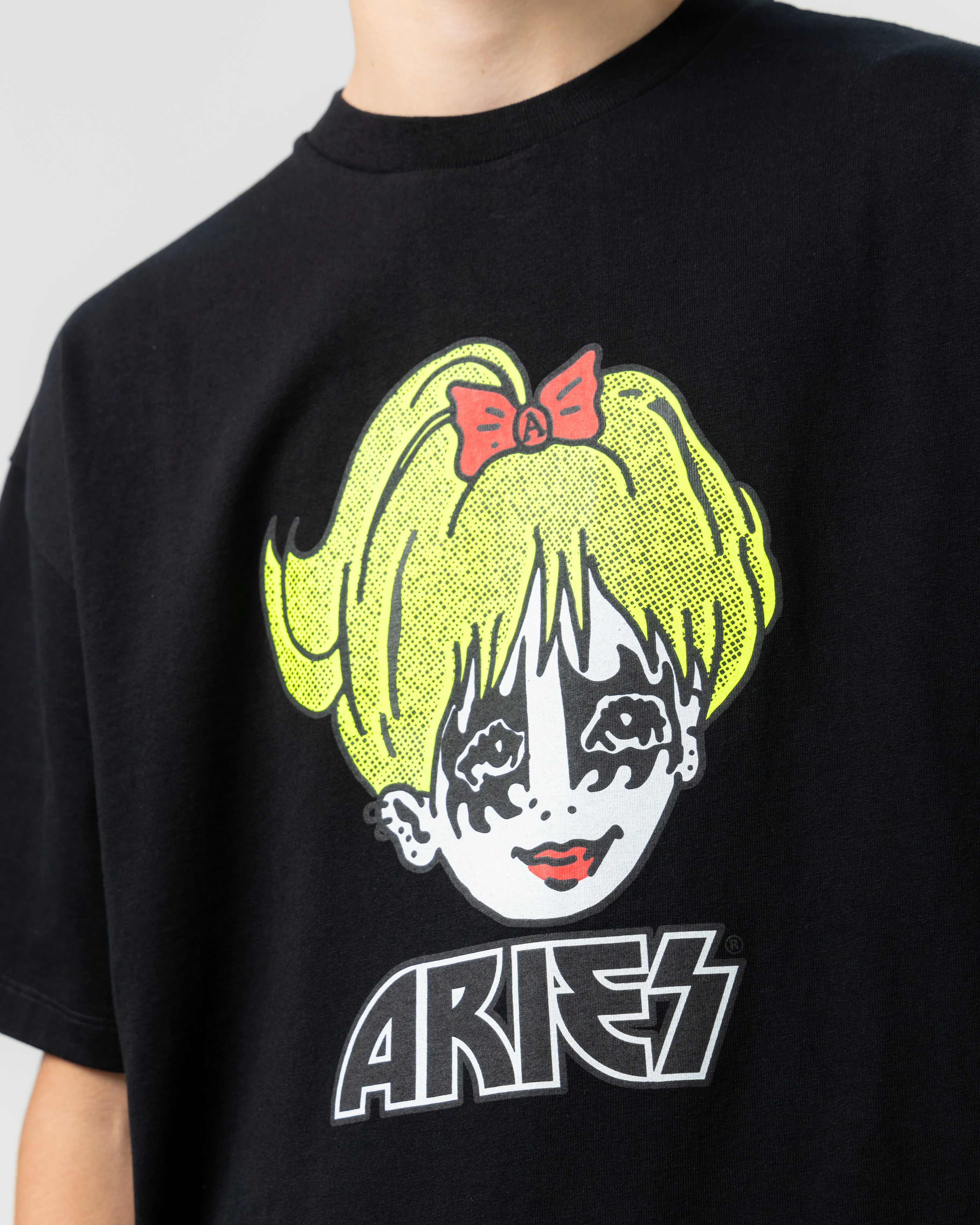 Kiss Tee | Black