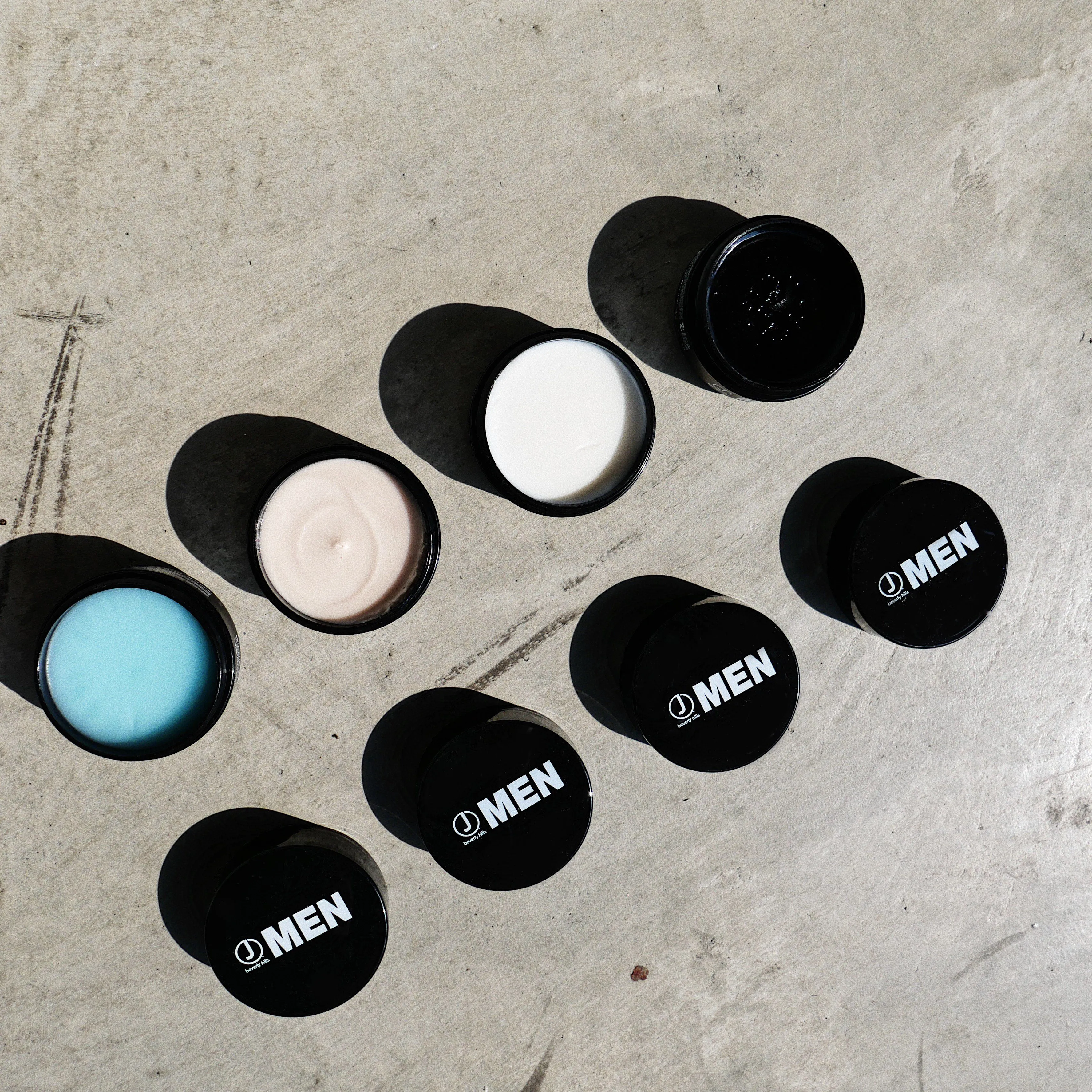MOLDING PUTTY