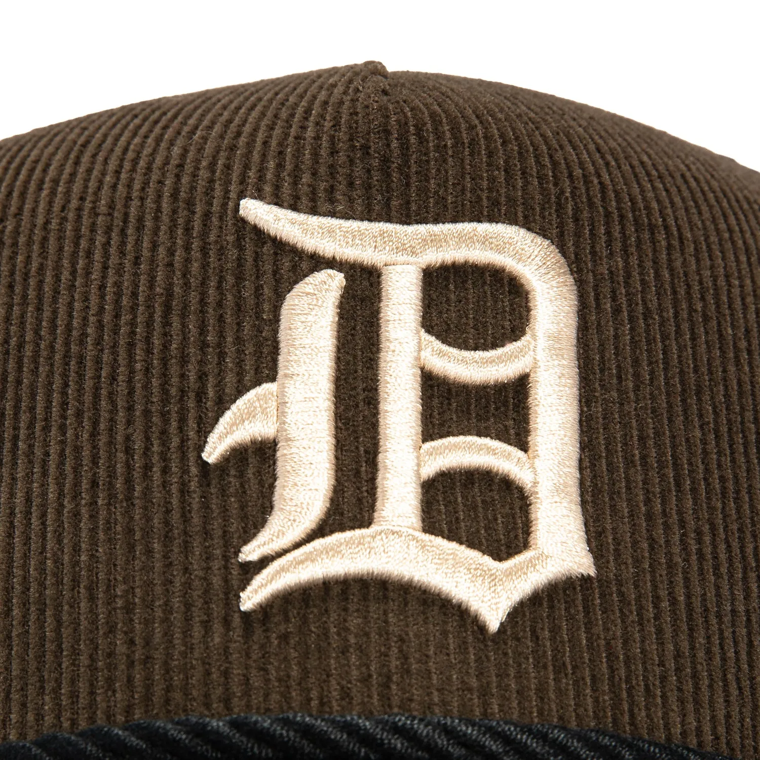 New Era 9Forty A-Frame Corduroy Rope Detroit Tigers Logo Patch Snapback Trucker Hat - Brown, Black