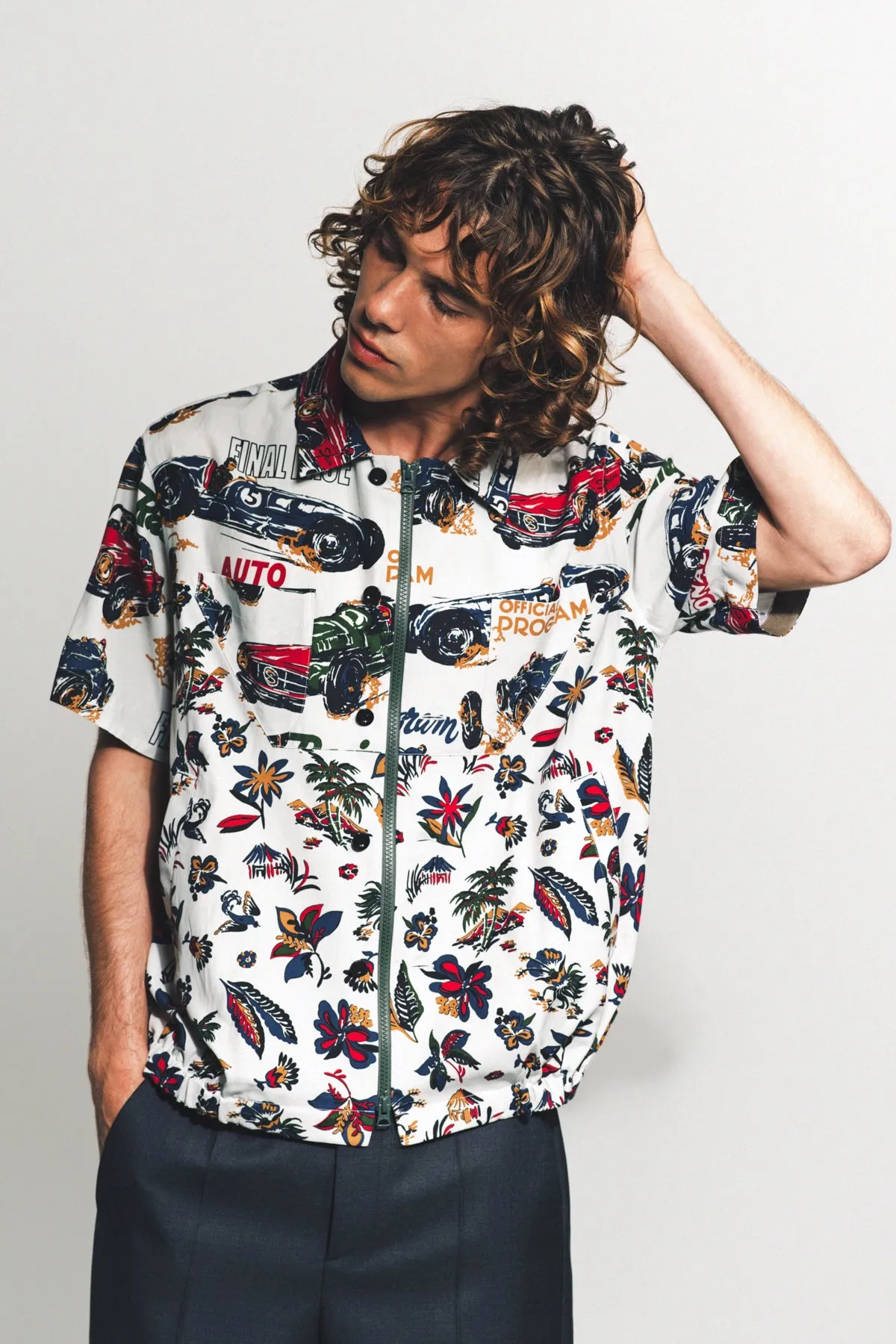 SACAI | CAR RACE SHORT SLEEVE SHIRT